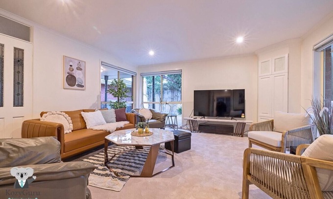 Patterson Lakes House | KozyGuru| Patterson Lakes| Waterfront 2 Bed House