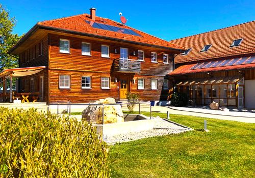 Waldzell House | Kraftplatz Waldzell