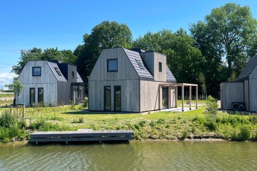 Oude-Tonge House | Krammerlodges Oude-Tonge