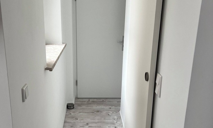 Krefeld Apartment | Krefeld Ruhiges Apartment in der 2. Etage. Mit Klimaanlage