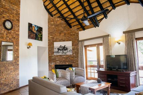 Hazyview Ski Chalet | Kruger Park Lodge Unit 245