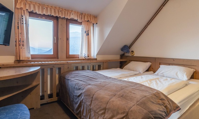 Ambroz pod Krvavcem House | Krvavec Family Room 3