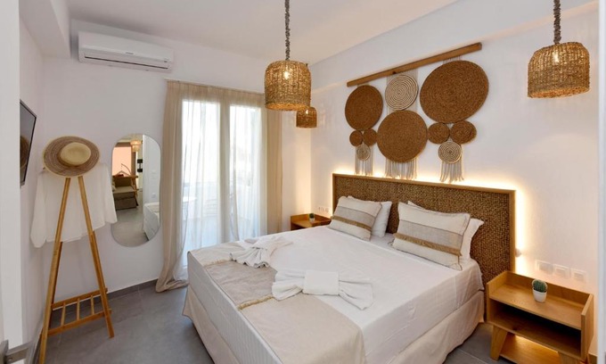 Adamas Villa | Kryni Deluxe Houses