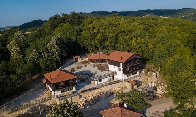 Gabrovo Villa | Къщи на скалата