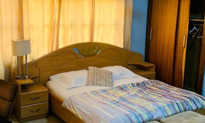 Accra Cabin | Kshoes lodge (Executive Room)