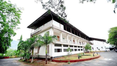 Palakkad Hotel | KTDC Garden House