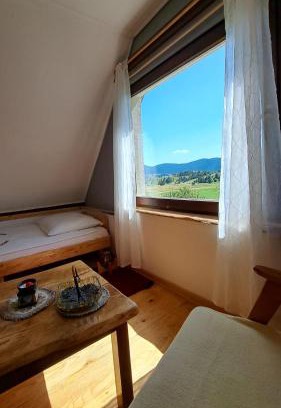 Vrhovine Ski Chalet | Kuća za odmor "Bobo"