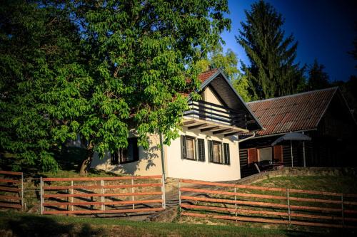 Orahovica House | Kuća za odmor, Ferienhaus, Holiday home RUGAŠ