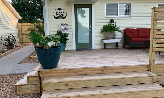 Shiner House | Kuby's Place, Downtown Shiner Casita