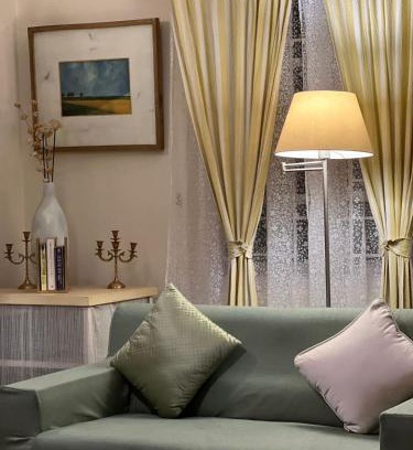 Wellington House | Kumar's Mountain View Cottage