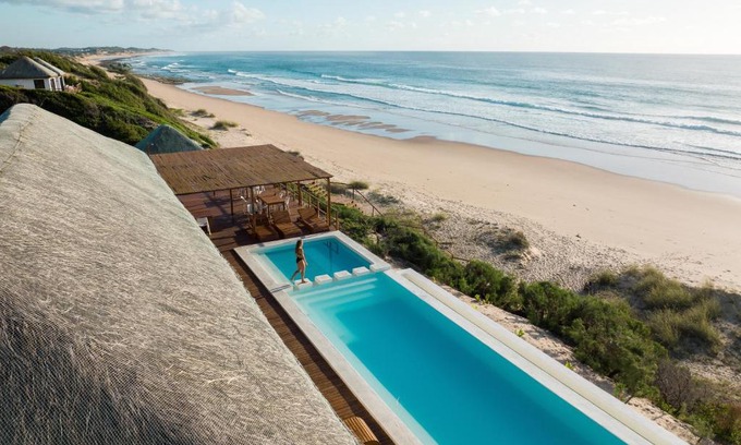 Tofo Cabin | Kumba Lodge