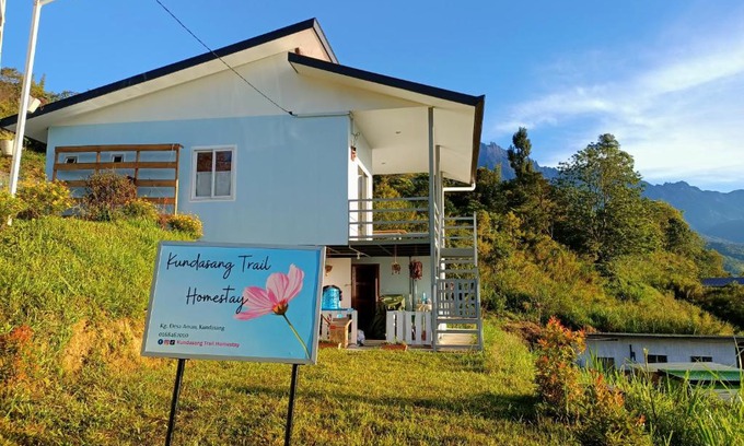 Kundasang House | Kundasang Trail Homestay