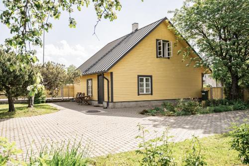 Rakvere Apartment | Kunderi 16 Holiday House