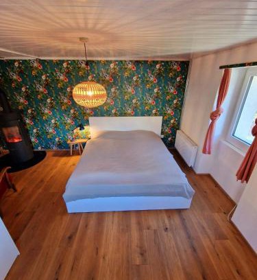 Visperterminen Apartment | Kunstplanet im Herzen der Alpen am Planetenweg