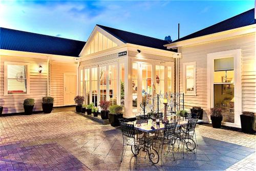 East Launceston Bed & Breakfast | Kurrajong House