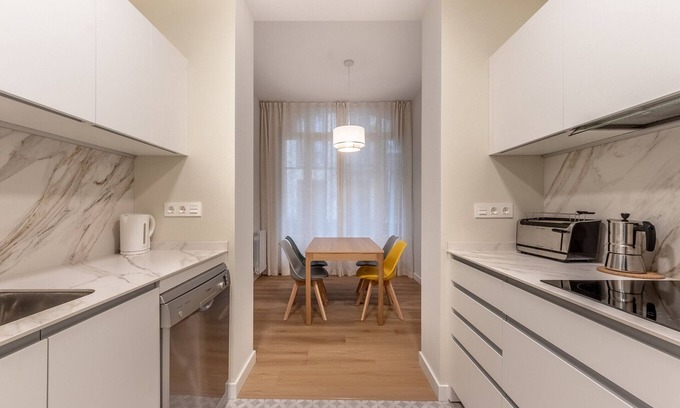 Bilbao la Vieja Apartment | Kuttun by People Rentals apartment