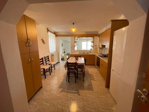 Sipiada Apartment | Kymi's apartment