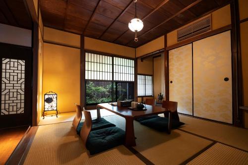Okazaki Villa | KyoMachiya Stars
