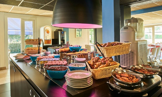 La Creche Hotel | Kyriad Niort Est - La Crèche