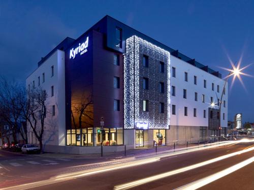 Troyes Hotel | Kyriad Troyes Centre