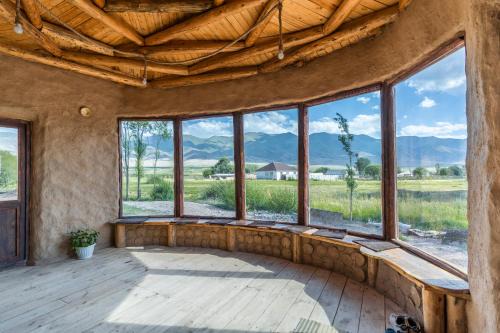Naryn Region Hotel | KyzArt Hotel & Horse Tours