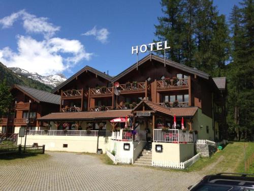 Obergoms Hotel | Lärchen Lodge