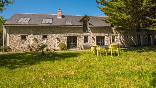 Savennieres House | l'élégante