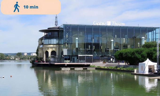 Enghien-les-Bains Apartment | L'évasion Enghien - DGI
