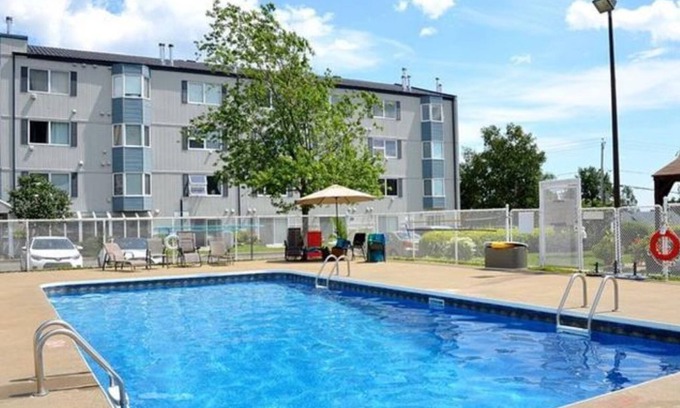 Saint Ferreol les Neiges Apartment | L'Agachoun - Ski & Bike 2mns from Mont St-Anne!