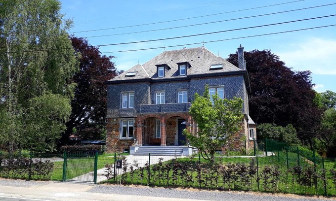 Libin House | L'ALBIZIA