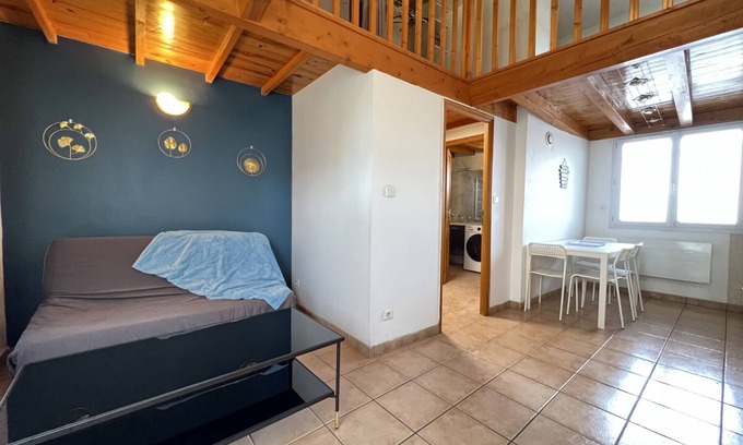 Roseraie Apartment | L'amoureux : charmant studio proche métro & gare