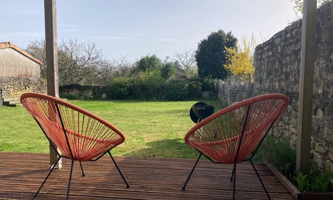 Lavoux House | L'Annexe - Family home near Futuroscope