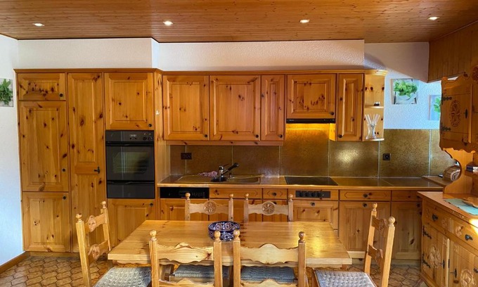 Salvan Apartment | L'Arpille