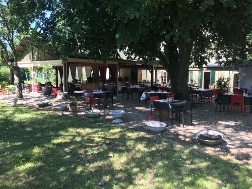 Saint-Aigulin Hotel | L'Art Dit Vin