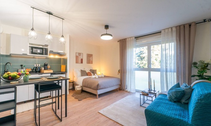 Bobigny Apartment | L'Art du Confort - Studio 30 m² à 25 min de Paris