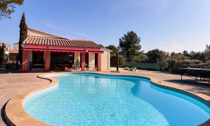 Aubais Villa | L'atelier - Atypical loft with swimming pool and 3* garden