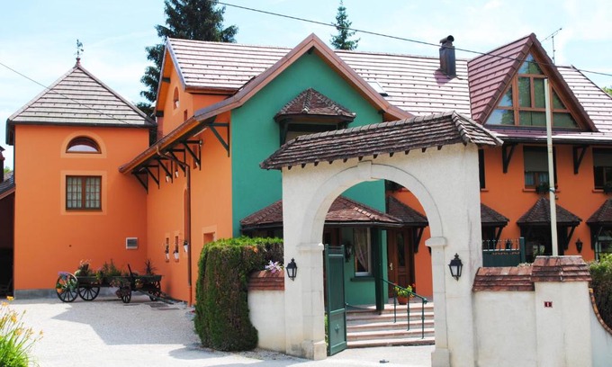 Le Vaudioux Hotel | l'Auberge des Gourmets Hôtel Restaurant