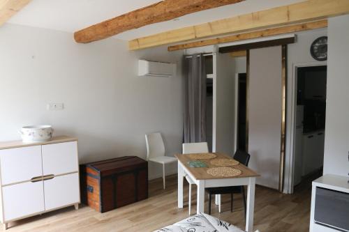 Montgeard Bed & Breakfast | L'Autan sage