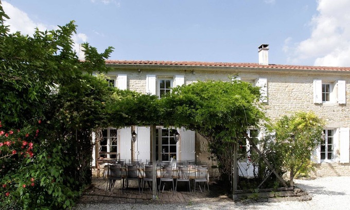 Landrais House | L'Authentique