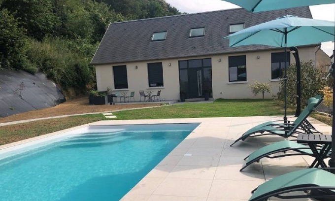 Blerancourt House | L'Eau Par Feyte
