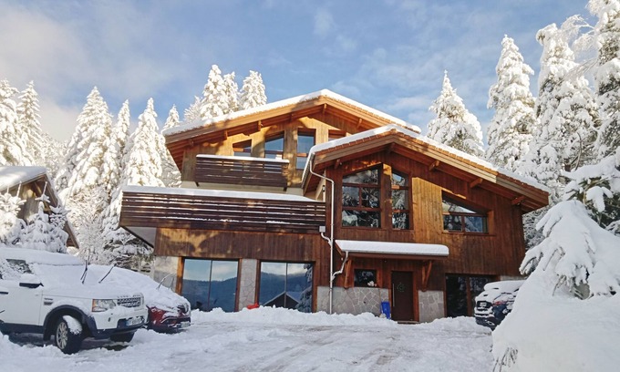 La Bresse Ski Chalet | L'eau Vive. Chalet with indoor pool. Ideal for families.