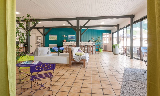 Lescheraines Hotel | L'Eau Vive