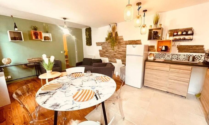 Centre Ville Apartment | L'edelweiss: three-bedroom hypercentre