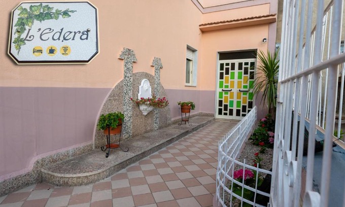 Corleone Bed & Breakfast | L' edera