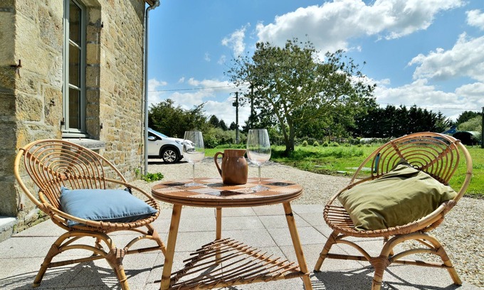 Saint-Meloir-des-Ondes House | L'Emeraude - Charmante maison avec jardin