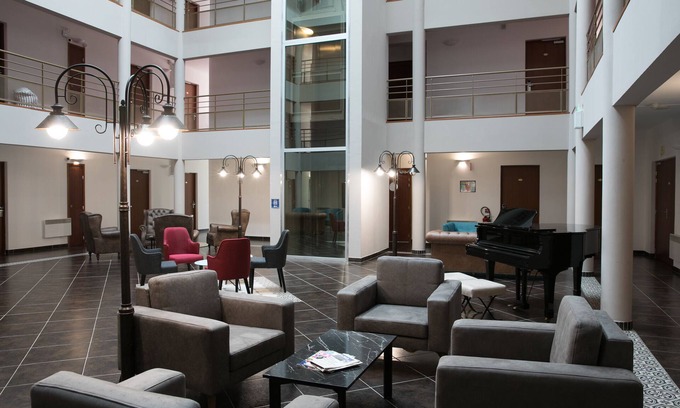 Epernon Hotel | L'Epi Hotel