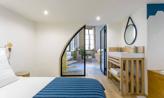 Montpellier City-Centre Apartment | L'Esprit Montpel "Face à l'Eglise St Roch" (Montpellier Spirit)