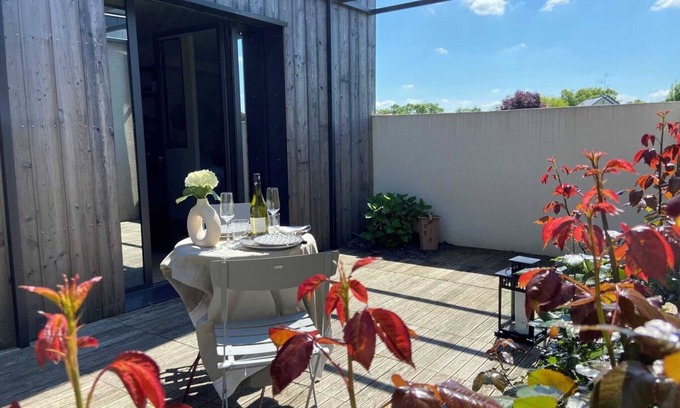 Saint-Jean-des-Mauvrets Cottage | L'Estampe, les logis du forgeron