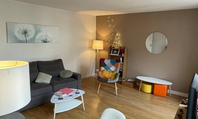 Chablis Apartment | L'eutopia, plein coeur de Chablis, parking gratuit