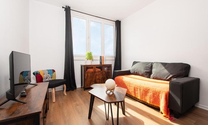 Saint-Cyprien Apartment | L Horizon Saint Cyprien